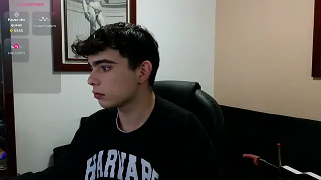 lukeboyce33 online show from 04-10-26, 03:13