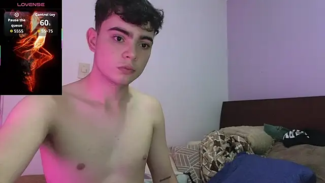 Snapshot of lukeboyce33 chatting on 05-18-26, 11:09 lukeboyce33 online show from 05-18-26, 11:09