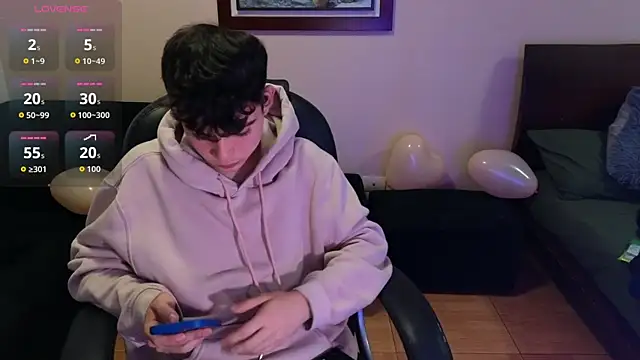 lukeboyce33 online show from 02-05-26, 12:39