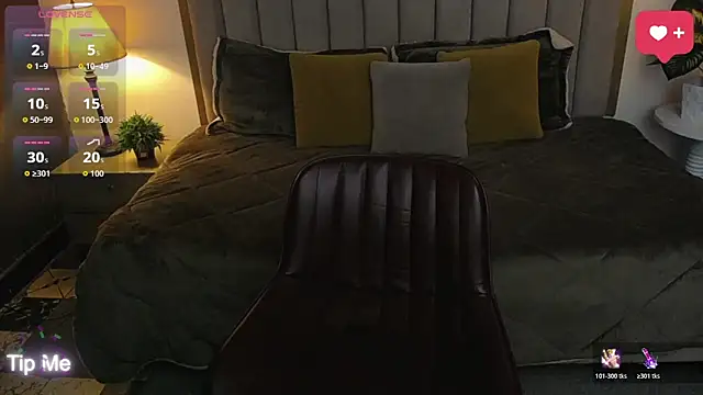 ailyn maury online show from 04-10-26, 01:07