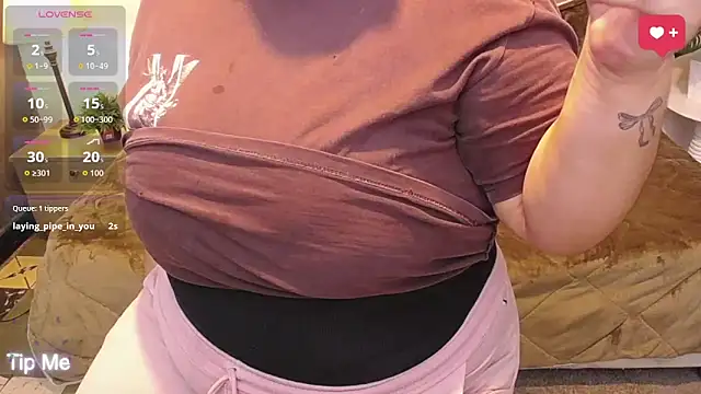 ailyn maury online show from 04-09-26, 01:17