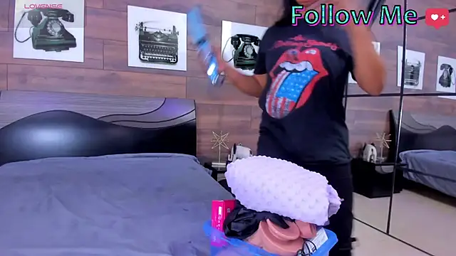 SammyDesire 10 online show from 03-24-26, 08:20