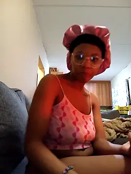 Hotytoty26 online show from 09-10-25, 10:09