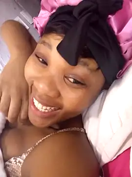 Hotytoty26 online show from 11-17-25, 03:27