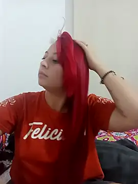 Snapshot of LEIDY_LORENA chatting on 03-23-25, 05:21 LEIDY LORENA online show from 03-23-25, 05:21