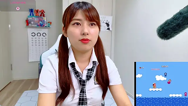Snapshot of miharu01 chatting on 09-21-25, 12:16 miharu01 online show from 09-21-25, 12:16