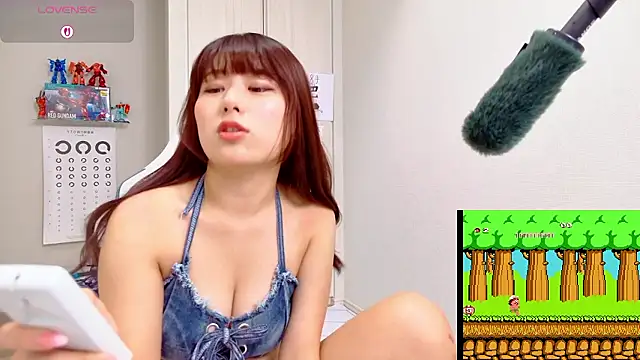 Snapshot of miharu01 chatting on 10-16-25, 03:53 miharu01 online show from 10-16-25, 03:53