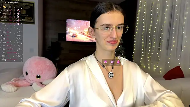 TwinTemptations online show from 12-21-25, 06:20