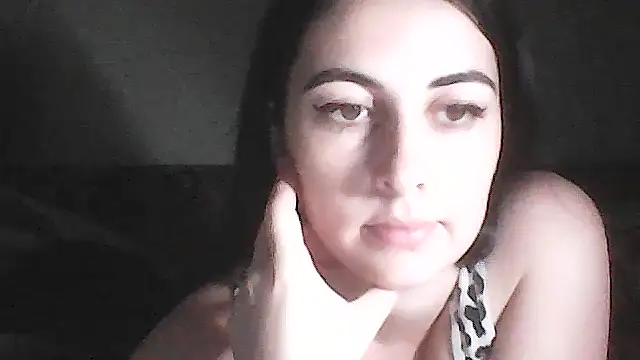 Snapshot of DaryaMens chatting on 03-15-25, 04:21 DaryaMens online show from 03-15-25, 04:21