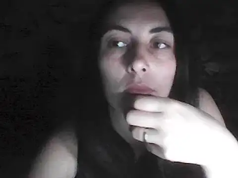 Snapshot of DaryaMens chatting on 03-19-25, 09:37 DaryaMens online show from 03-19-25, 09:37