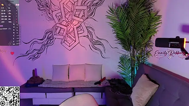 Emmi Roberts online show from 04-13-26, 02:04