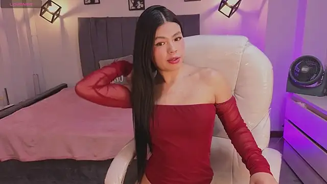 Pretty Johnson  online show from 07-18-26, 03:37