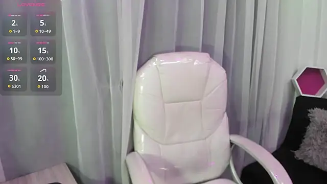 Pretty Johnson  online show from 02-28-26, 11:32