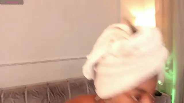 Kendallbleer online show from 12-14-25, 11:38