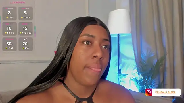 Kendallbleer online show from 11-29-25, 11:43