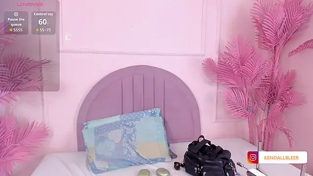 Kendallbleer online show from 11-06-25, 12:09