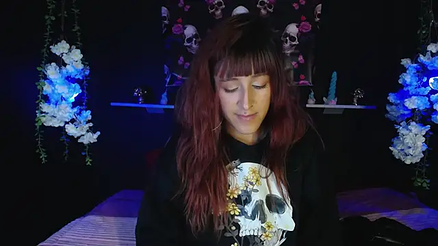 Hairydoll  online show from 10-17-25, 09:16