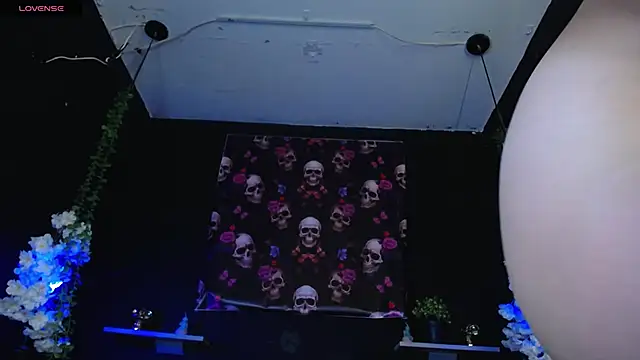 Hairydoll  online show from 10-24-25, 09:25