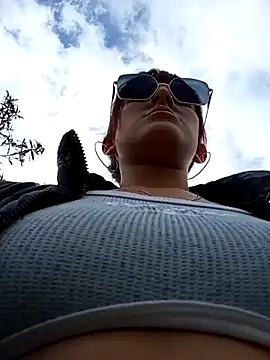 Hairydoll  online show from 10-28-25, 01:43