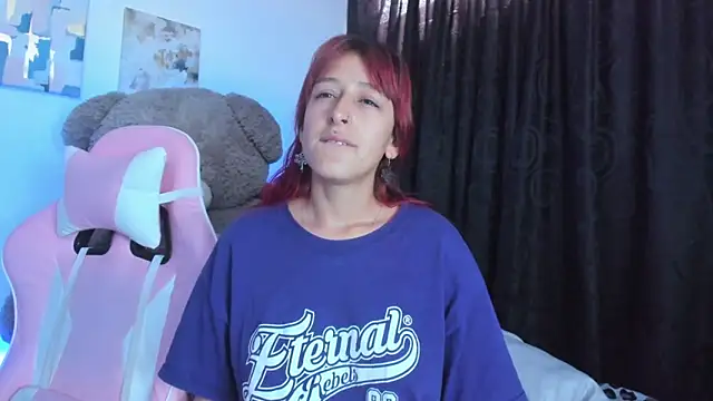 Hairydoll  online show from 09-11-25, 02:06