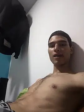 Snapshot of Saul_yei chatting on 03-18-25, 02:51 Saul yei online show from 03-18-25, 02:51