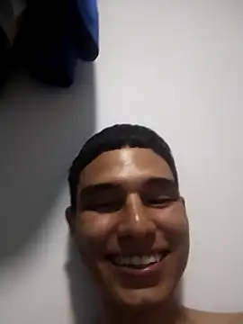 Snapshot of Saul_yei chatting on 03-17-25, 03:47 Saul yei online show from 03-17-25, 03:47