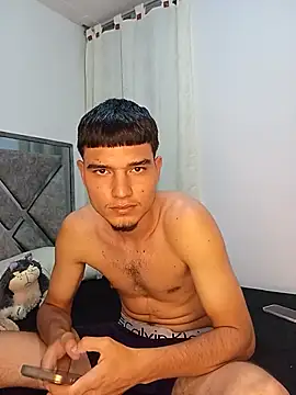 Snapshot of Saul_yei chatting on 02-11-26, 11:48 Saul yei online show from 02-11-26, 11:48