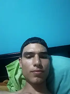 Snapshot of Saul_yei chatting on 03-13-25, 06:37 Saul yei online show from 03-13-25, 06:37