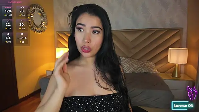 Snapshot of alice_kingsley_ chatting on 11-16-25, 08:35 alice kingsley online show from 11-16-25, 08:35