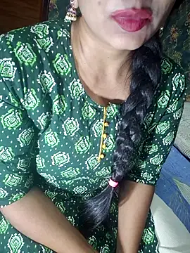 Snapshot of Shalini_telugu09 chatting on 06-02-26, 01:33 Shalini telugu09 online show from 06-02-26, 01:33