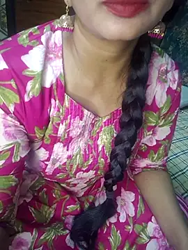 Snapshot of Shalini_telugu09 chatting on 08-02-26, 03:20 Shalini telugu09 online show from 08-02-26, 03:20