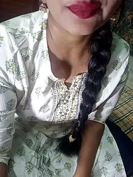Snapshot of Shalini_telugu09 chatting on 07-28-26, 04:05 Shalini telugu09 online show from 07-28-26, 04:05