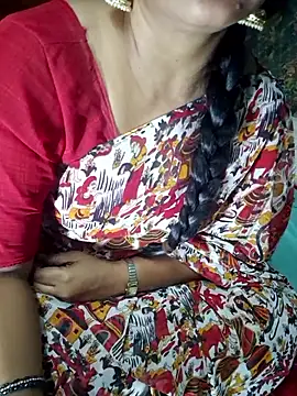Snapshot of Shalini_telugu09 chatting on 06-19-26, 01:50 Shalini telugu09 online show from 06-19-26, 01:50