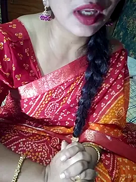 Snapshot of Shalini_telugu09 chatting on 07-25-26, 09:39 Shalini telugu09 online show from 07-25-26, 09:39