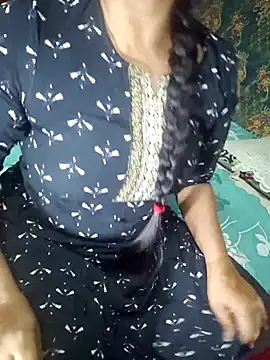 Snapshot of Shalini_telugu09 chatting on 06-30-26, 02:50 Shalini telugu09 online show from 06-30-26, 02:50