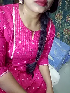 Snapshot of Shalini_telugu09 chatting on 06-14-26, 03:24 Shalini telugu09 online show from 06-14-26, 03:24
