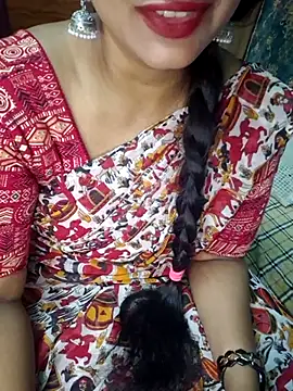 Snapshot of Shalini_telugu09 chatting on 07-18-26, 09:29 Shalini telugu09 online show from 07-18-26, 09:29