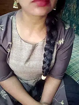 Snapshot of Shalini_telugu09 chatting on 07-19-26, 03:31 Shalini telugu09 online show from 07-19-26, 03:31