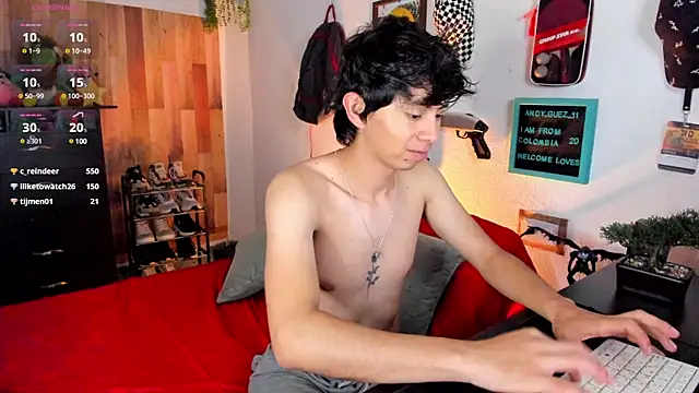 Snapshot of Yaiden_11 chatting on 03-19-25, 04:13 Yaiden 11 online show from 03-19-25, 04:13
