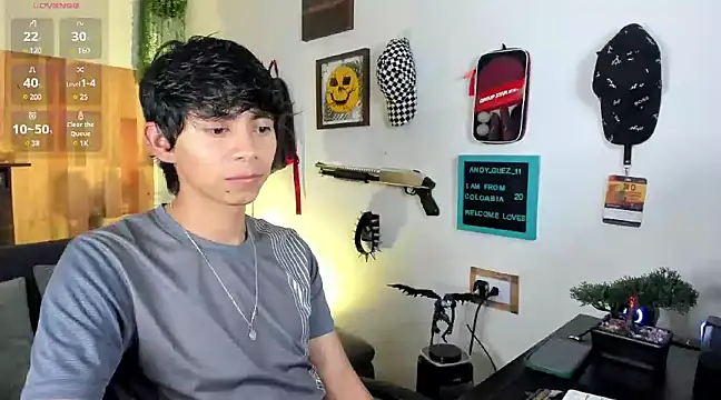 Snapshot of Yaiden_11 chatting on 03-18-25, 10:28 Yaiden 11 online show from 03-18-25, 10:28