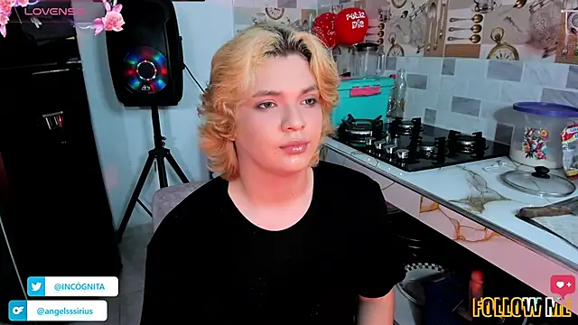 adam angelssss online show from 11-18-25, 09:29