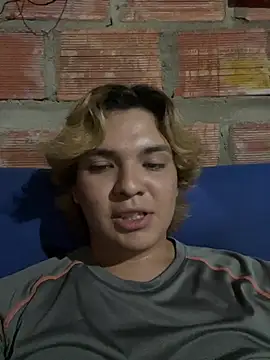 Snapshot of adam_angelssss chatting on 03-29-26, 03:08 adam angelssss online show from 03-29-26, 03:08