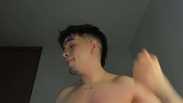 cmzo  online show from 11-21-25, 01:37