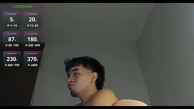 cmzo  online show from 04-11-26, 03:25