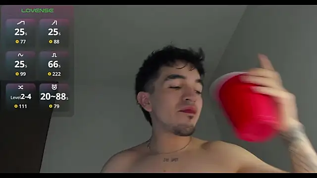 Snapshot of cmzo_ chatting on 09-28-25, 03:35 cmzo  online show from 09-28-25, 03:35