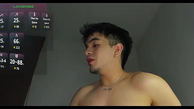 cmzo  online show from 11-15-25, 03:43