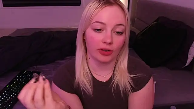 margot robbie7 online show from 01-19-26, 12:25