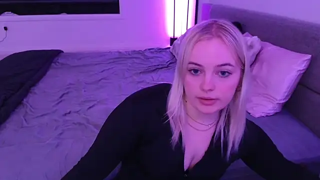 margot robbie7 online show from 02-18-26, 11:56