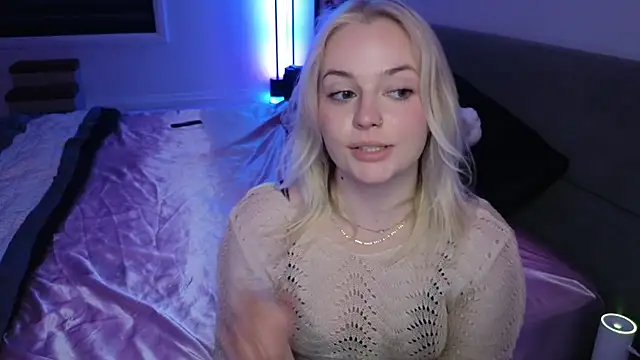 Snapshot of margot_robbie7 chatting on 06-11-26, 01:16 margot robbie7 online show from 06-11-26, 01:16
