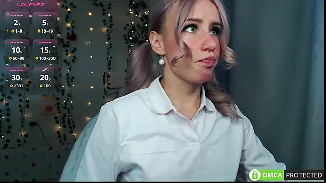 Mia  Kitty online show from 09-22-25, 11:49